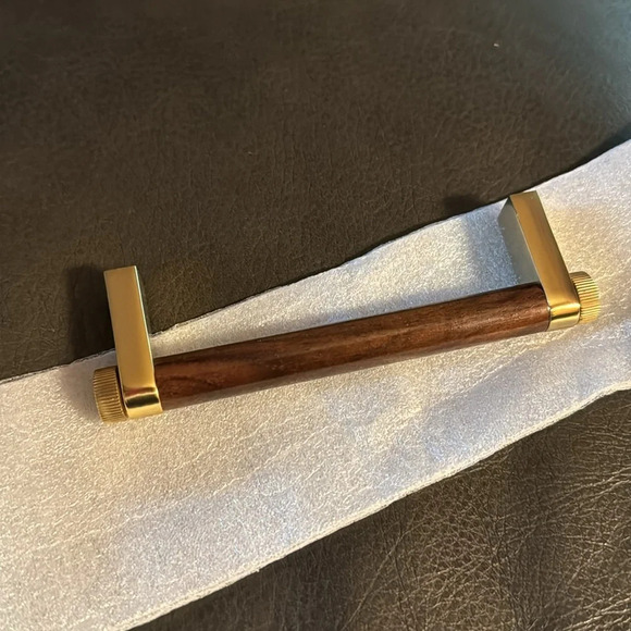 Rejuvenation west slope drawer pull 4 inch walnut brass - Picture 2 of 5